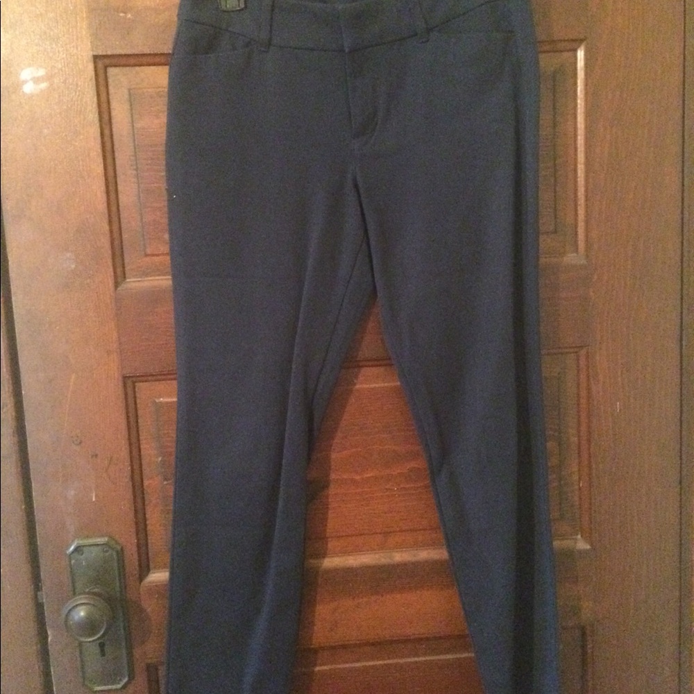 Old Navy pixie cut casual capris